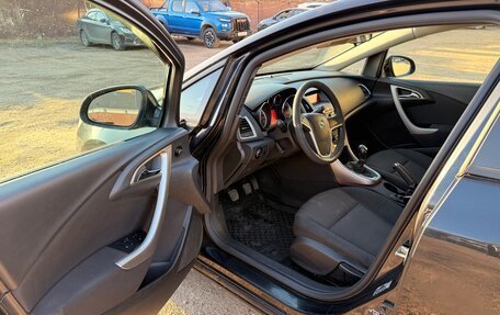 Opel Astra J, 2011 год, 570 000 рублей, 11 фотография