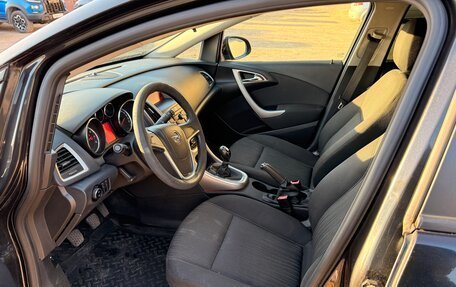 Opel Astra J, 2011 год, 570 000 рублей, 12 фотография