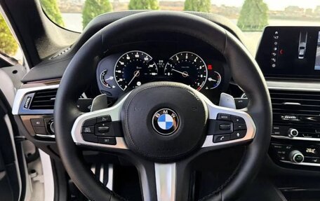 BMW 5 серия, 2018 год, 3 350 000 рублей, 8 фотография