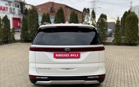 KIA Carnival, 2021 год, 4 250 000 рублей, 6 фотография