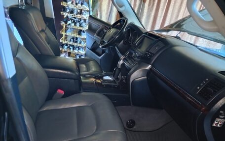 Toyota Land Cruiser 200, 2008 год, 2 850 000 рублей, 4 фотография