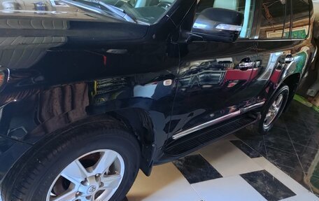 Toyota Land Cruiser 200, 2008 год, 2 850 000 рублей, 5 фотография