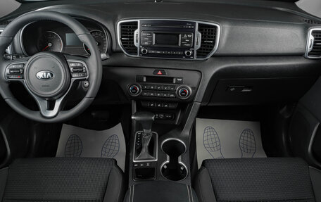 KIA Sportage IV рестайлинг, 2017 год, 1 899 000 рублей, 13 фотография