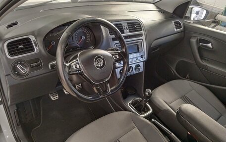 Volkswagen Polo VI (EU Market), 2017 год, 932 150 рублей, 8 фотография