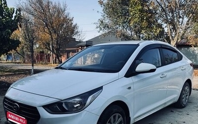 Hyundai Solaris II рестайлинг, 2018 год, 1 200 000 рублей, 1 фотография