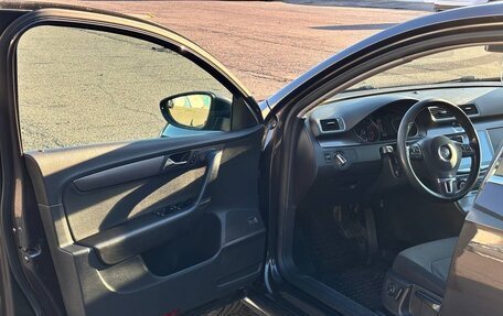 Volkswagen Passat B7, 2011 год, 889 000 рублей, 2 фотография