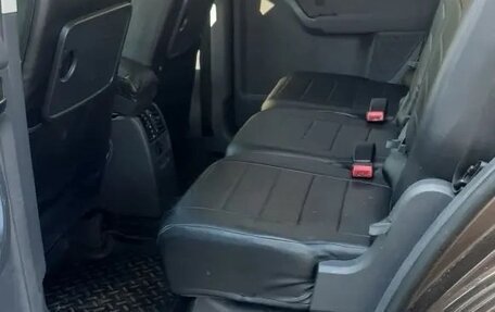 Volkswagen Touran III, 2012 год, 1 000 000 рублей, 13 фотография