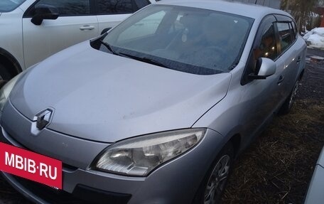 Renault Megane III, 2010 год, 750 000 рублей, 2 фотография