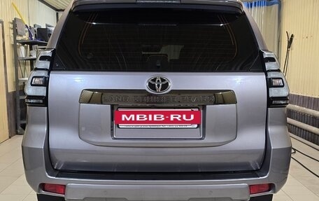 Toyota Land Cruiser Prado 150 рестайлинг 2, 2020 год, 7 150 000 рублей, 4 фотография