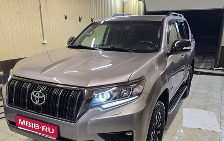 Toyota Land Cruiser Prado 150 рестайлинг 2, 2020 год, 7 150 000 рублей, 3 фотография