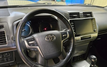 Toyota Land Cruiser Prado 150 рестайлинг 2, 2020 год, 7 150 000 рублей, 7 фотография