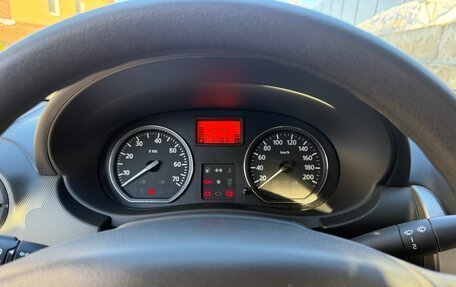 Renault Logan I, 2015 год, 750 000 рублей, 6 фотография