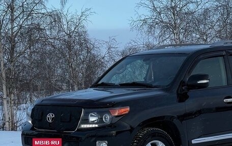 Toyota Land Cruiser 200, 2014 год, 4 600 000 рублей, 3 фотография