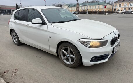 BMW 1 серия, 2015 год, 1 300 000 рублей, 2 фотография