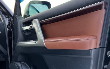 Toyota Land Cruiser 200, 2014 год, 4 600 000 рублей, 23 фотография