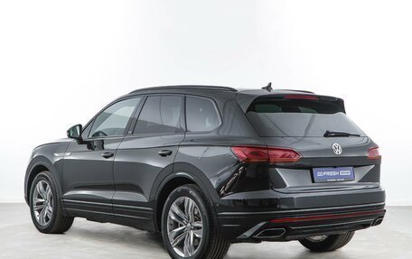 Volkswagen Touareg III, 2019 год, 8 843 055 рублей, 2 фотография