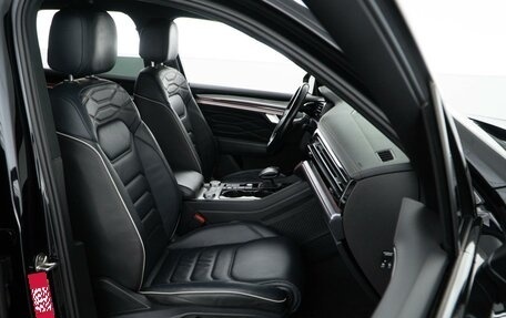 Volkswagen Touareg III, 2019 год, 8 843 055 рублей, 9 фотография