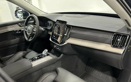 Volvo XC90 II рестайлинг, 2025 год, 10 790 000 рублей, 11 фотография