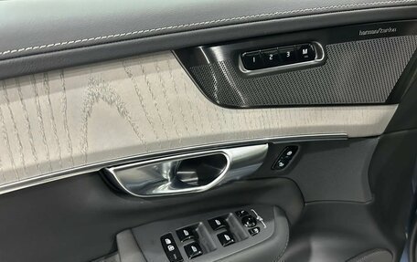 Volvo XC90 II рестайлинг, 2025 год, 10 790 000 рублей, 13 фотография