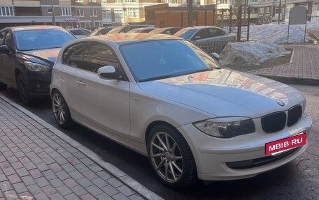 BMW 1 серия, 2010 год, 1 130 000 рублей, 17 фотография
