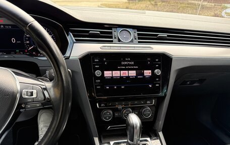 Volkswagen Passat B8 рестайлинг, 2019 год, 2 850 000 рублей, 9 фотография