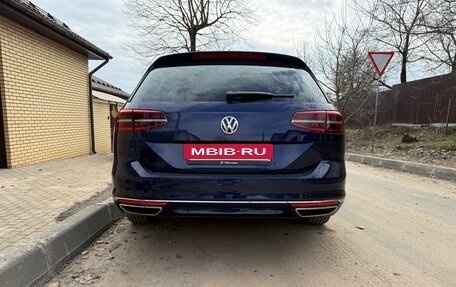 Volkswagen Passat B8 рестайлинг, 2019 год, 2 850 000 рублей, 6 фотография