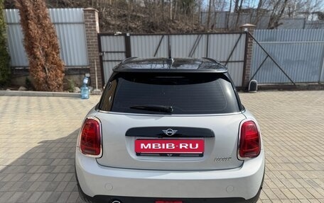 MINI Hatch, 2020 год, 1 995 000 рублей, 4 фотография