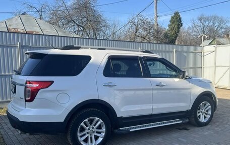 Ford Explorer VI, 2013 год, 1 500 000 рублей, 2 фотография
