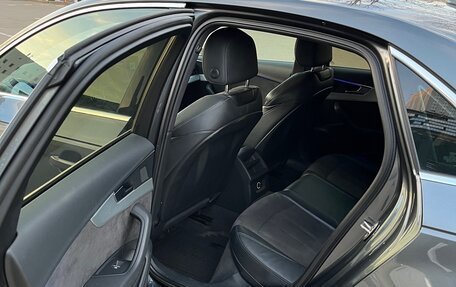 Audi A4, 2017 год, 2 900 000 рублей, 14 фотография