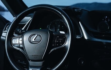 Lexus ES VII, 2020 год, 4 200 000 рублей, 26 фотография