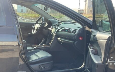 Toyota Camry, 2017 год, 3 200 000 рублей, 12 фотография