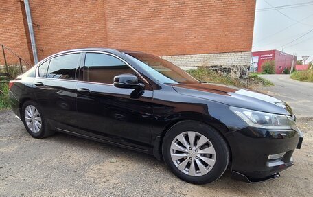 Honda Accord IX рестайлинг, 2013 год, 1 370 000 рублей, 6 фотография