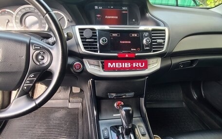 Honda Accord IX рестайлинг, 2013 год, 1 370 000 рублей, 17 фотография