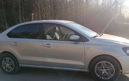 Volkswagen Polo VI (EU Market), 2011 год, 590 000 рублей, 4 фотография