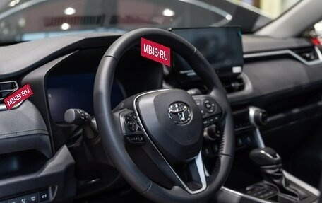 Toyota RAV4, 2025 год, 4 990 000 рублей, 12 фотография