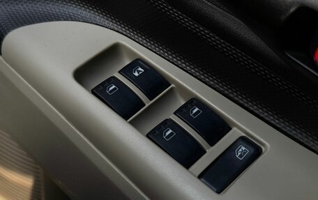 Toyota Passo Sette, 2009 год, 849 000 рублей, 20 фотография