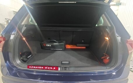 Volkswagen Tiguan II, 2017 год, 2 660 000 рублей, 8 фотография