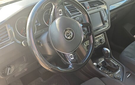 Volkswagen Tiguan II, 2017 год, 2 660 000 рублей, 33 фотография