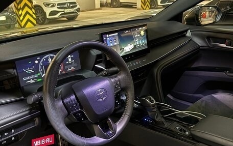 Toyota Camry, 2024 год, 4 000 000 рублей, 2 фотография