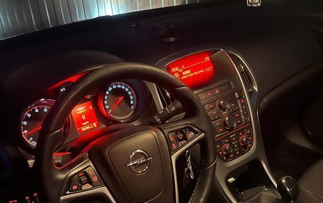 Opel Astra J, 2014 год, 1 100 000 рублей, 21 фотография