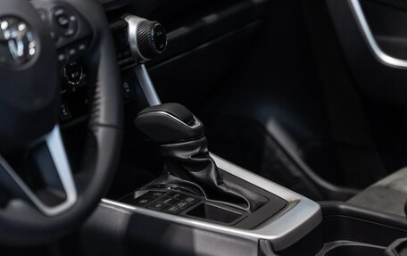 Toyota RAV4, 2025 год, 4 990 000 рублей, 11 фотография