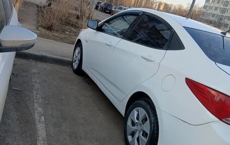 Hyundai Solaris II рестайлинг, 2016 год, 475 000 рублей, 1 фотография