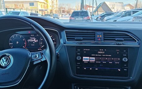 Volkswagen Tiguan II, 2018 год, 2 450 000 рублей, 10 фотография