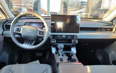 Toyota RAV4, 2026 год, 2 620 000 рублей, 7 фотография