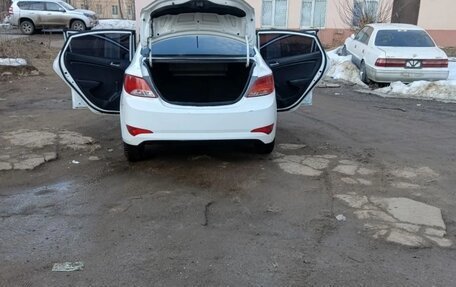 Hyundai Solaris II рестайлинг, 2016 год, 475 000 рублей, 3 фотография