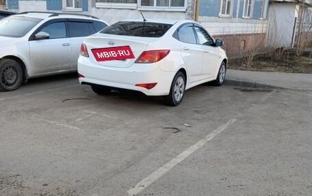 Hyundai Solaris II рестайлинг, 2016 год, 475 000 рублей, 2 фотография