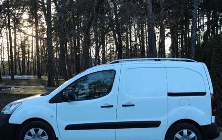 Peugeot Partner II рестайлинг 2, 2017 год, 1 100 000 рублей, 2 фотография