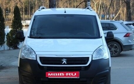 Peugeot Partner II рестайлинг 2, 2017 год, 1 100 000 рублей, 6 фотография