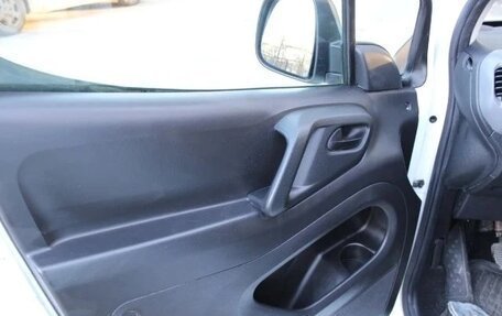Peugeot Partner II рестайлинг 2, 2017 год, 1 100 000 рублей, 16 фотография