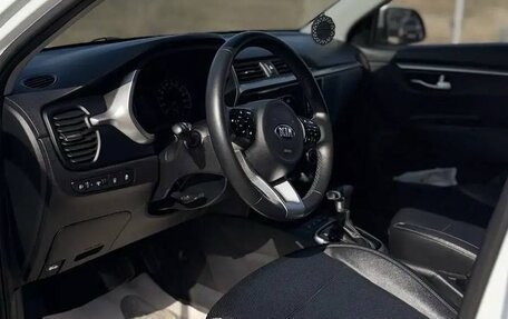 KIA Rio IV, 2020 год, 1 950 000 рублей, 6 фотография